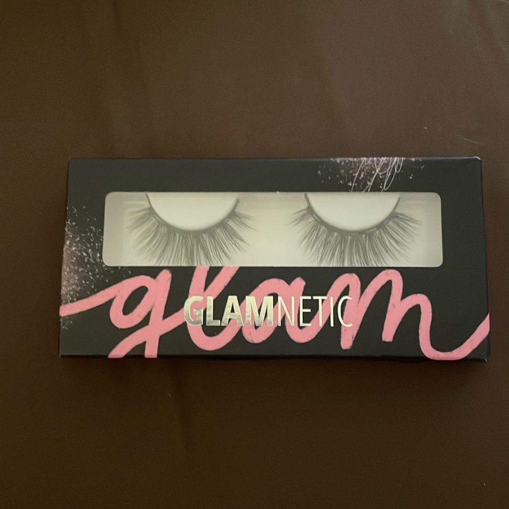 Glamnetic lashes babygirl brand new